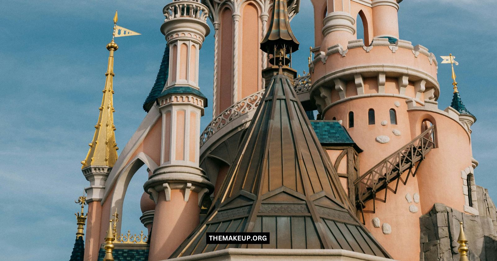 What to Pack for Disney World in August