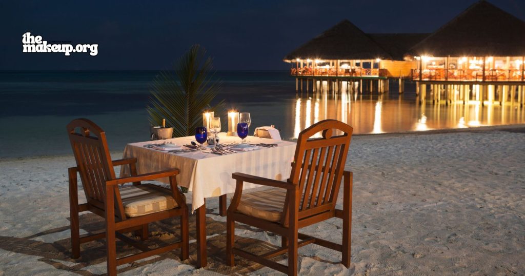 Romantic dinner in Maldives