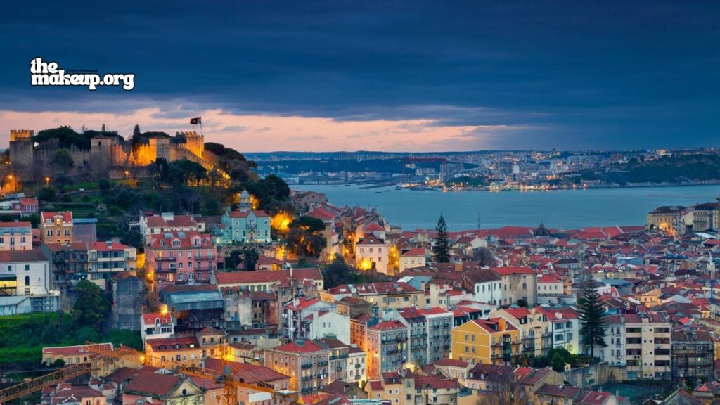 What to Pack for Lisbon in Fall