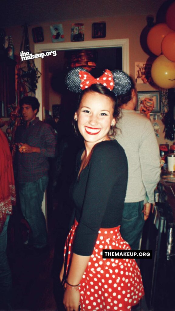 Minnie Mouse halloween costume