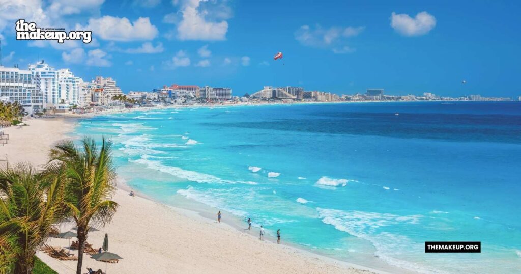 what to pack Cancun packing list December guide