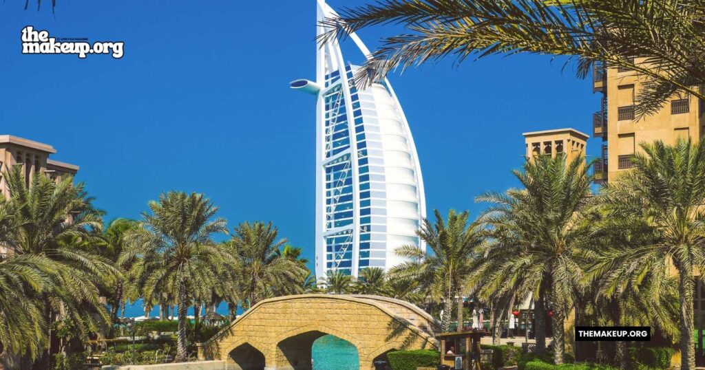 what to pack Dubai packing list December guide