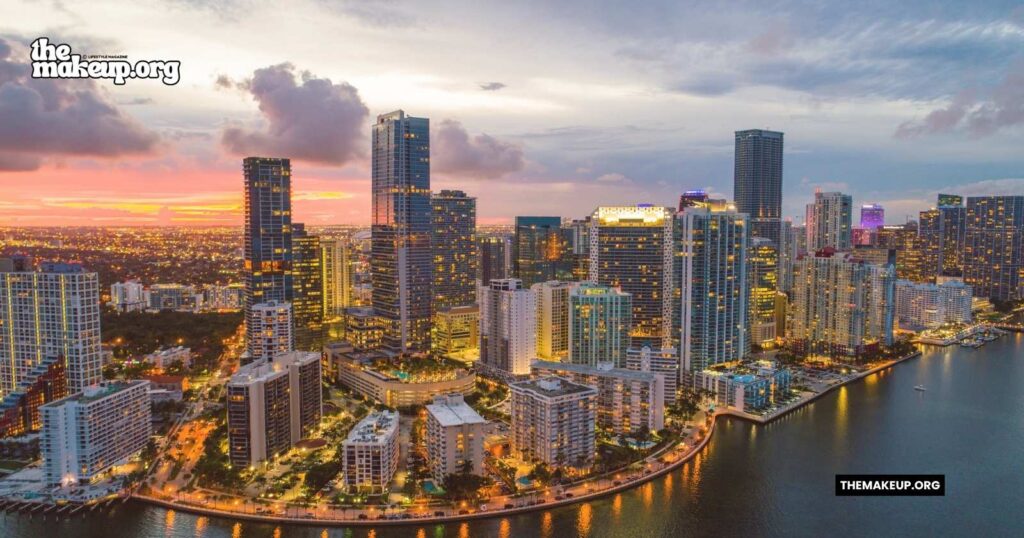 what to pack Miami packing list December guide