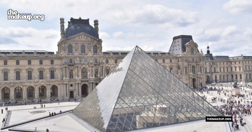 what to pack Paris december packing list guide