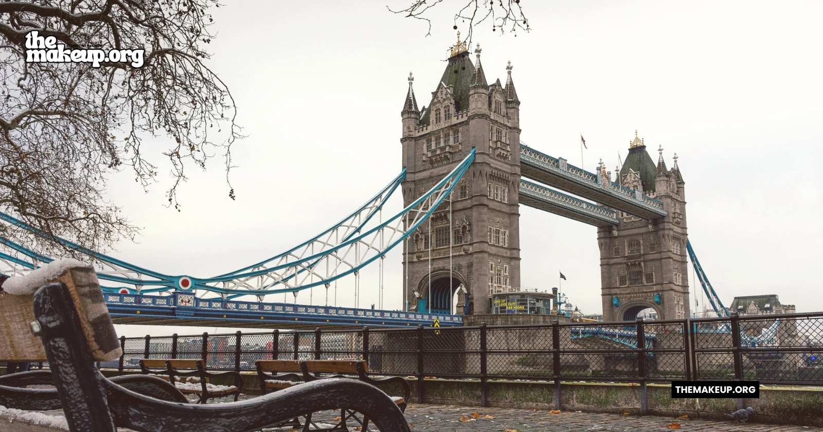 what to pack UK winter packing list guide