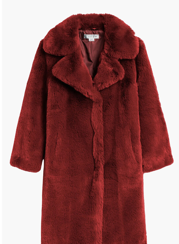 Paris winter Outfits Ideas Faux Fur Longline Coat