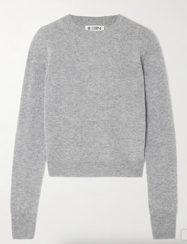 Paris winter Outfits Ideas Grey Knit Sweater