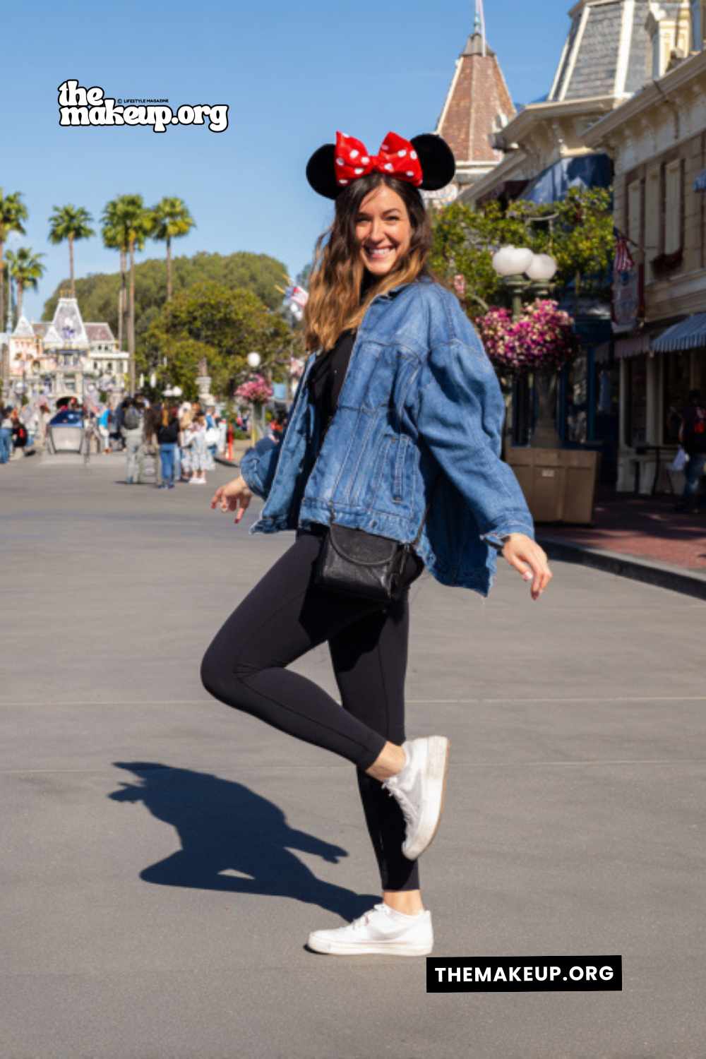 clothes to wear at Disneyland California