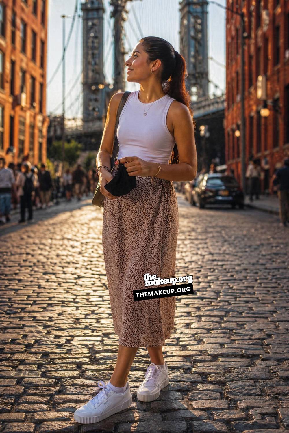 Cropped Tank And Cobblestone Skirt | Outfit Inspiration For Visiting New York