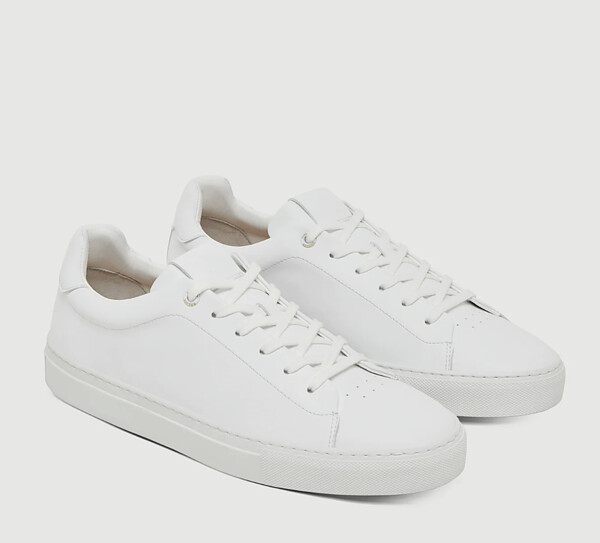 White Tenis