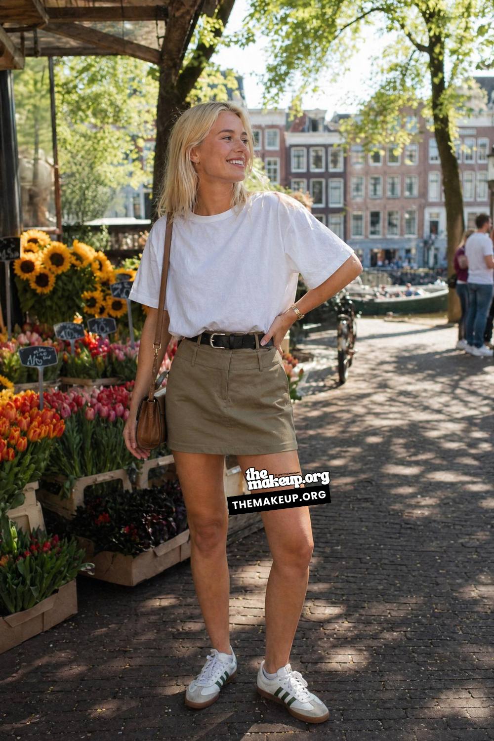 Khaki Skirt For Canal Markets | Amsterdam Travel Outfit Ideas Summer