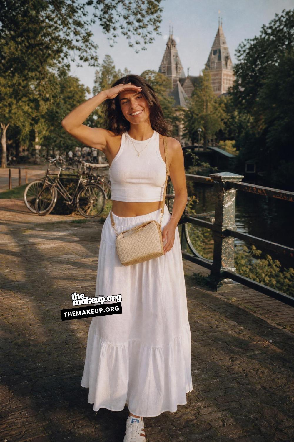 White Crop And Canal Skirt | Europe City Outfit Ideas Summer