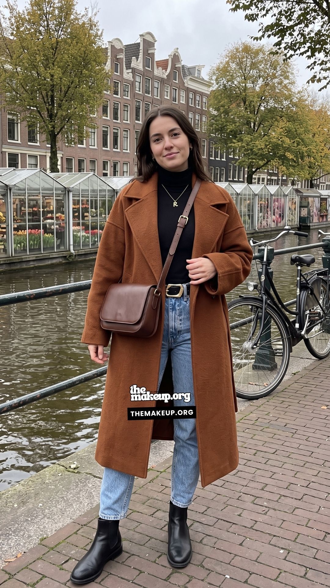 Amsterdam Fall Outfit Ideas